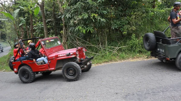 Group Tourist Four While Drive Ride Exploring Mount Merapi Trails — Stock Fotó