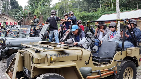 Group Tourist Four While Drive Ride Exploring Mount Merapi Trails — Stock fotografie