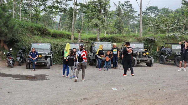 Group Tourist Four While Drive Ride Exploring Mount Merapi Trails — Stockfoto