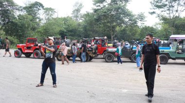 Tourists while shopping at the people's market, Yogyakarta, Indonesia July 20, 2022