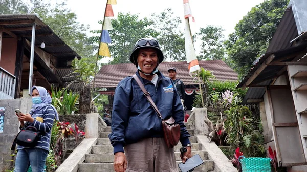 Tourists Looking Museum Mini Sisa Hartaku Remaining Treasure Mini Museum — Stock fotografie