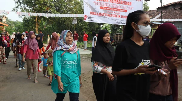 Jalan Sehat Walk Arround Village Radition Celebrating Indonesian Independence Day — 图库照片