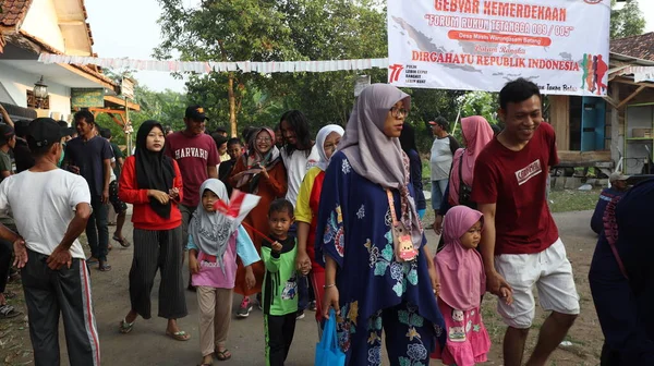 Jalan Sehat Walk Arround Village Radition Celebrating Indonesian Independence Day — Photo