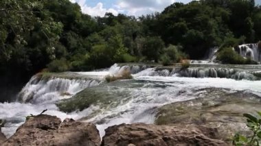 atış şelale krka nehir-Hırvatistan