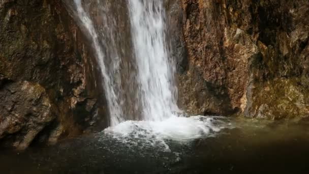 Tiro de río — Vídeos de Stock