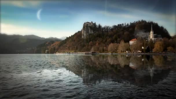 Vacker kyrka i Slovenien — Stockvideo