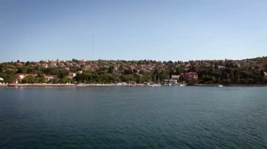 Sahile yakın piran, hareketli tekne alınan doz