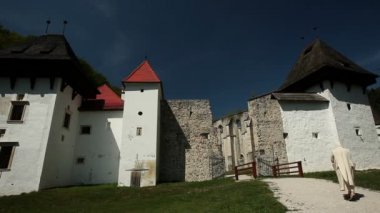 yenilenmiş eski kale