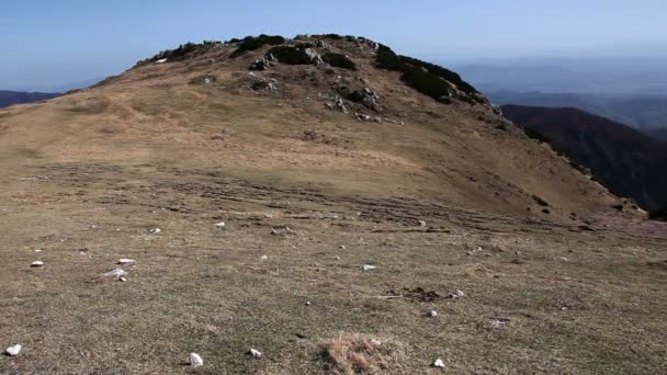 Pico de montaña en Eslovenia — Vídeos de Stock