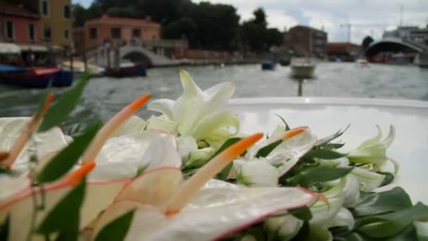 Bouquet in the wind — Stock Video