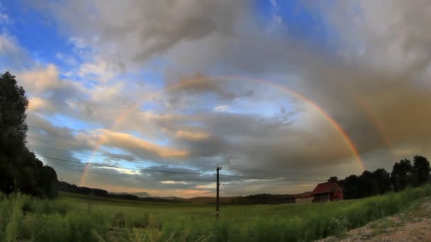 Lélegzetelállító rainbows — Stock videók