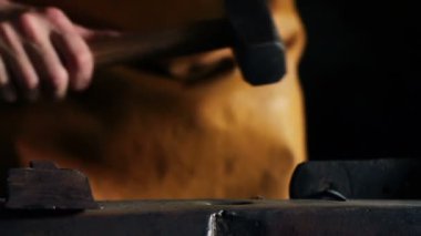 Demirci slayt görüntüsünü kapatmak