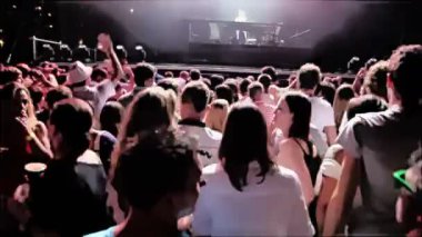 atış kalabalık konser eklenen animasyon efekti