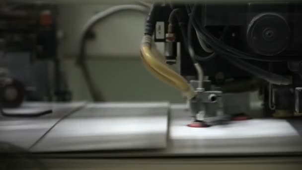 Machine working with paper — Stock Video