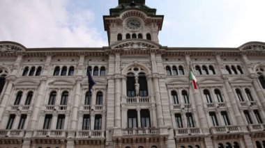 trieste eski bir binanın shot