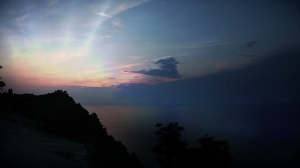 Bild på solnedgången vid kusten — Stockvideo