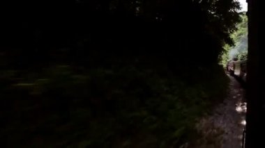 atış--dan hareket eden bir trenin peyzaj