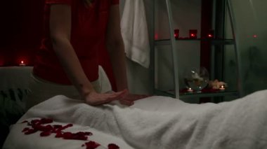 Güzellik Salonu bacaklarda Masaj