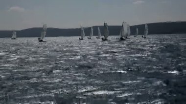 Grup için rekabet hazırlanıyor Yelkenliler