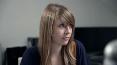 öğrenmek ve eğlenceli olan gençler