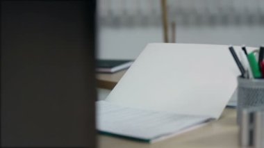 kadın ceo yazma aşağı görüşme hakkında bilgi