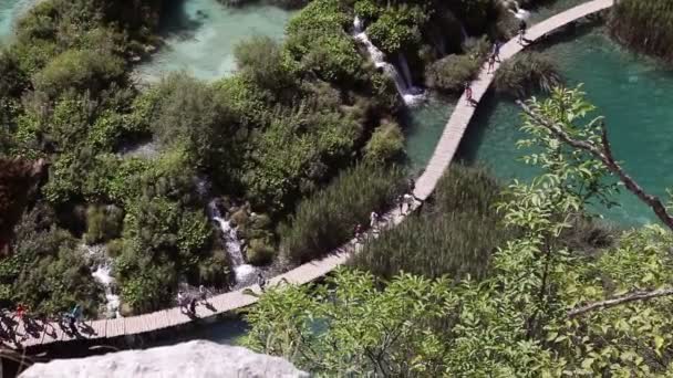 Hermoso paisaje en el parque nacional de Plitvice — Vídeos de Stock