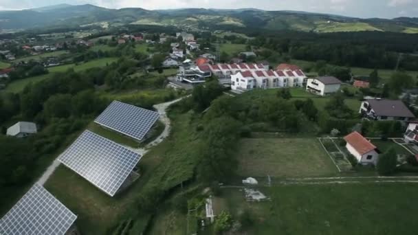 Industriële deel van een kleine stad — Stockvideo