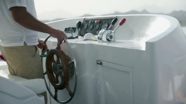 direksiyon kontrol Kaptan gemi