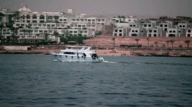 bir turist resort sharm el-Sheikh'da tarafından geçen