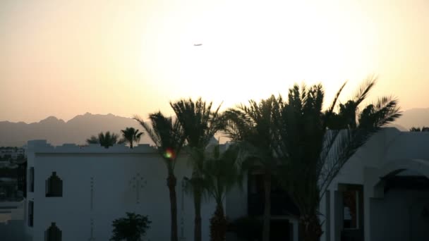 Airplane take off over Sharm tourist place — Stock Video
