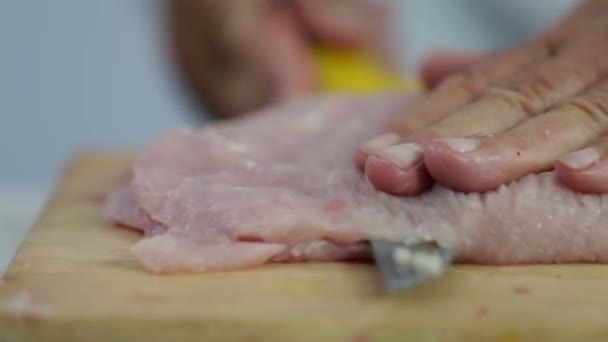 Close up of thin slicing turkey meat — Stock Video