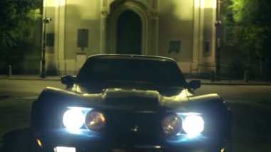 düşük açılı corvette farlar vurdu