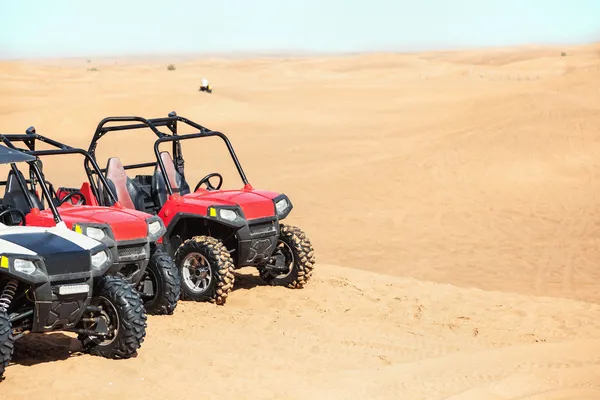 Buggy auto in woestijn safari — Stockfoto