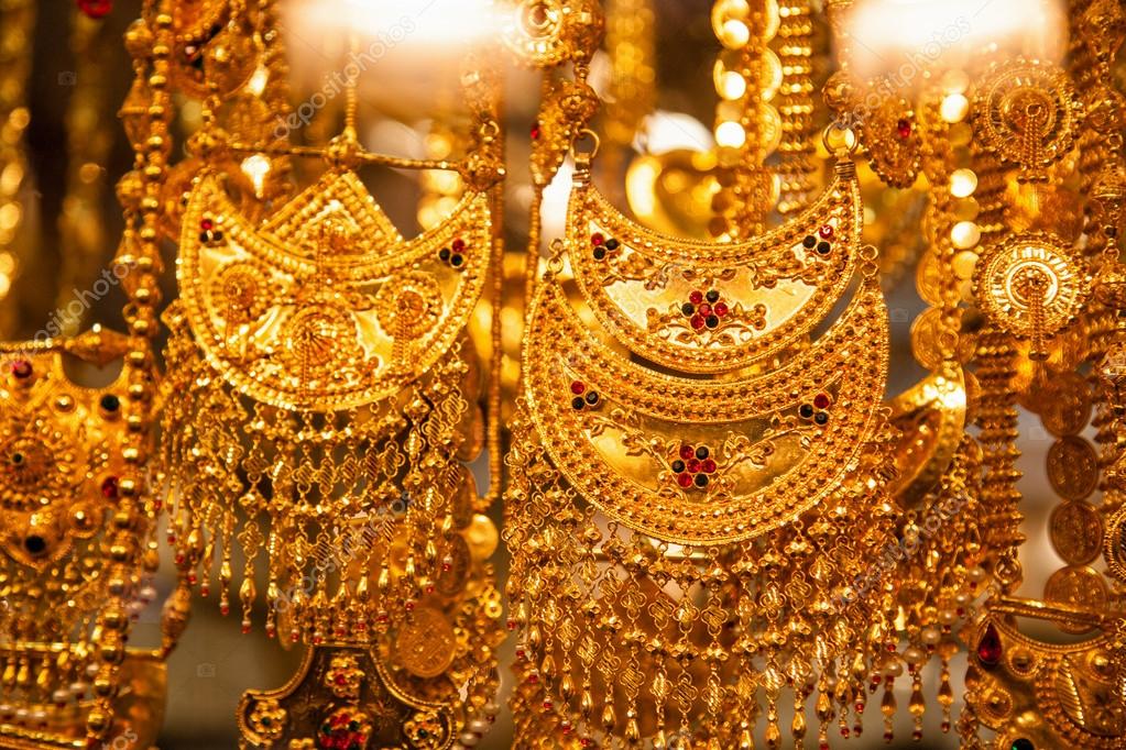 Latest gold chain designs in dubai  Jewelry at Dubai's Gold Souq 