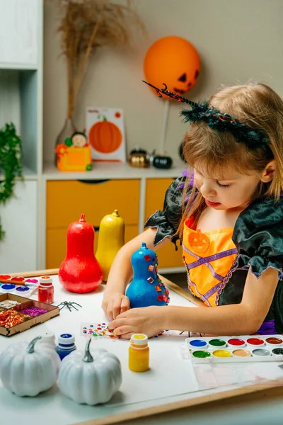 Little Girl Whitch Costume Decorating Colored Painted Pumpkins Shine Stickers — Stock Photo, Image