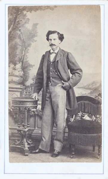 antika bir bey portresi