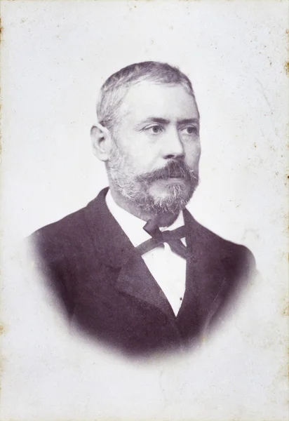 yaşlı bir adam portresi