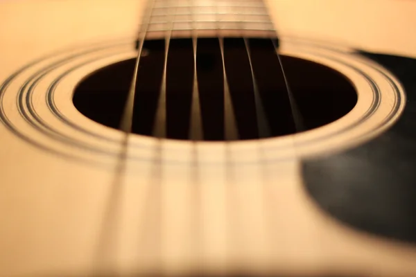 Close up tiro de guitarra acústica — Fotografia de Stock