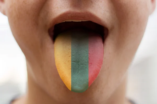 Lengua con la bandera de Lituania —  Fotos de Stock