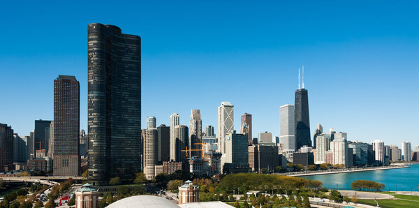 Chicago skyline panorama with beautiful blue sky background.