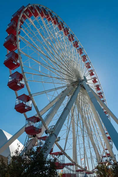 Ferris Wheel at the Navy Pier in Chicago — Stock Photo, Image
