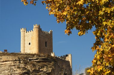 Tortum alcala del jucar, İspanya'da şatoda