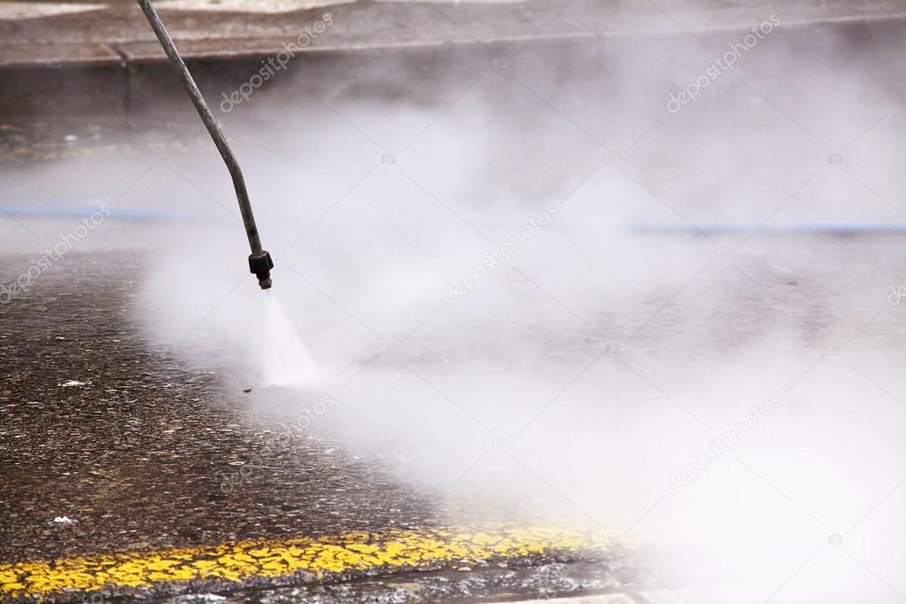 Cleaning the streets with water pressure