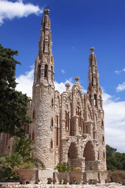 Впечатляющий замок в Новелде, Аликанте, Испания — стоковое фото