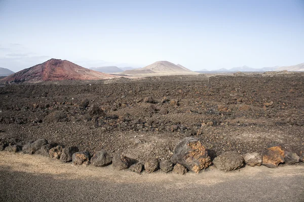 火山山脉，帝曼法雅国家公园在兰萨罗特岛岛 — 图库照片