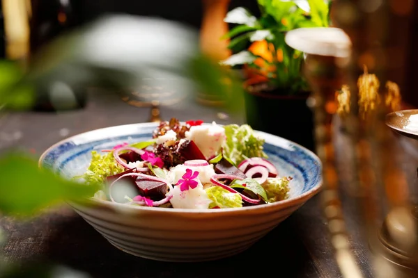 Bietenwortelsalade Joodse Koosjer Schotel Gezonde Dieetgroene Salade Culinaire Fotografie Suggestie — Stockfoto