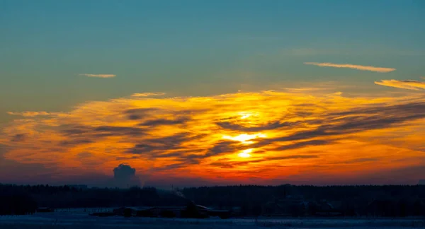 Paisagem Inverno Campo Neve Pôr Sol Vsevolozhsk Região Leningrado Rússia — Fotografia de Stock