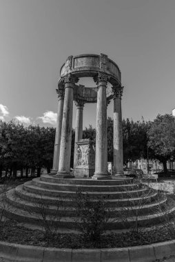 Isernia, Molise. Birinci Dünya Savaşı 'nın kaybedilen anıtı.