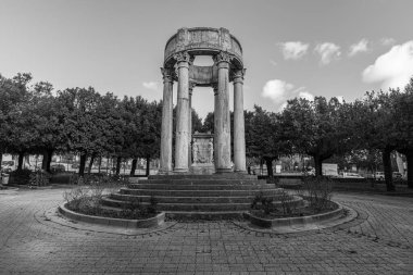 Isernia, Molise. Birinci Dünya Savaşı 'nın kaybedilen anıtı.