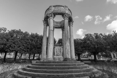 Isernia, Molise. Birinci Dünya Savaşı 'nın kaybedilen anıtı.